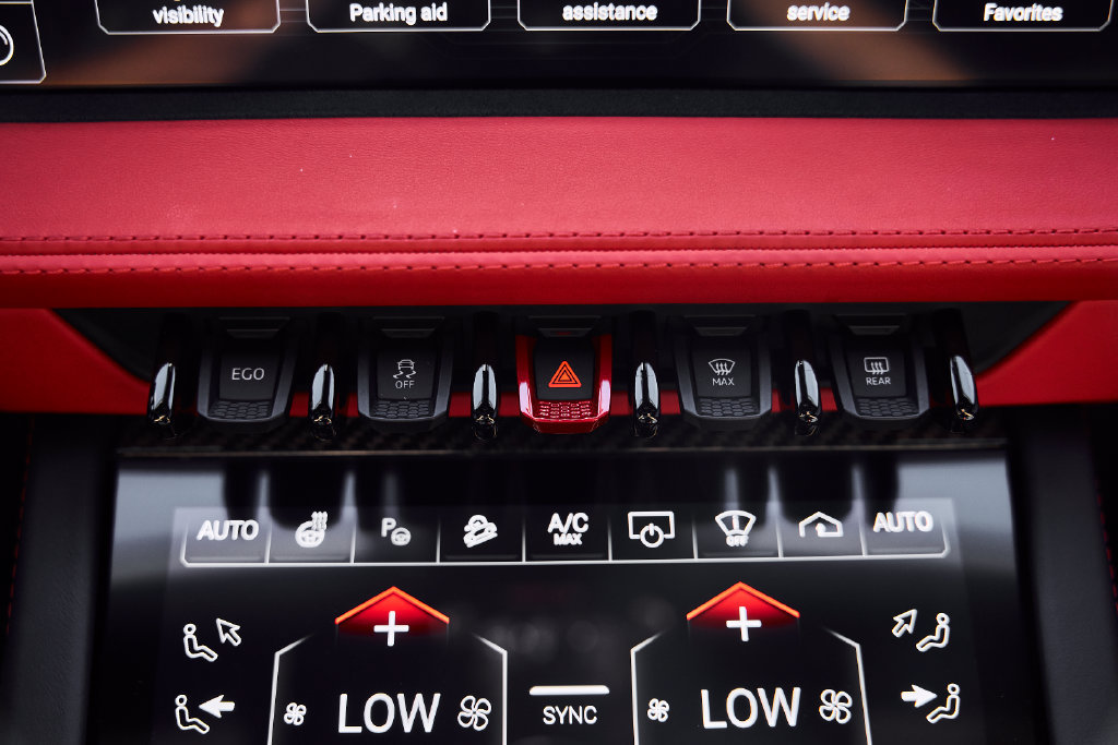 Used 2025 Lamborghini Urus S AWD/4WD image 70