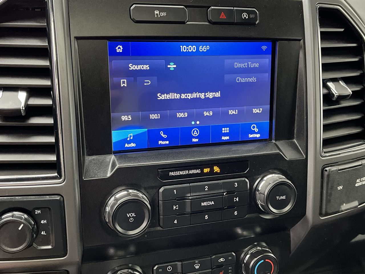 Used 2020 Ford F150 XLT w/ Equipment Group 302A Luxury AWD/4WD image 20