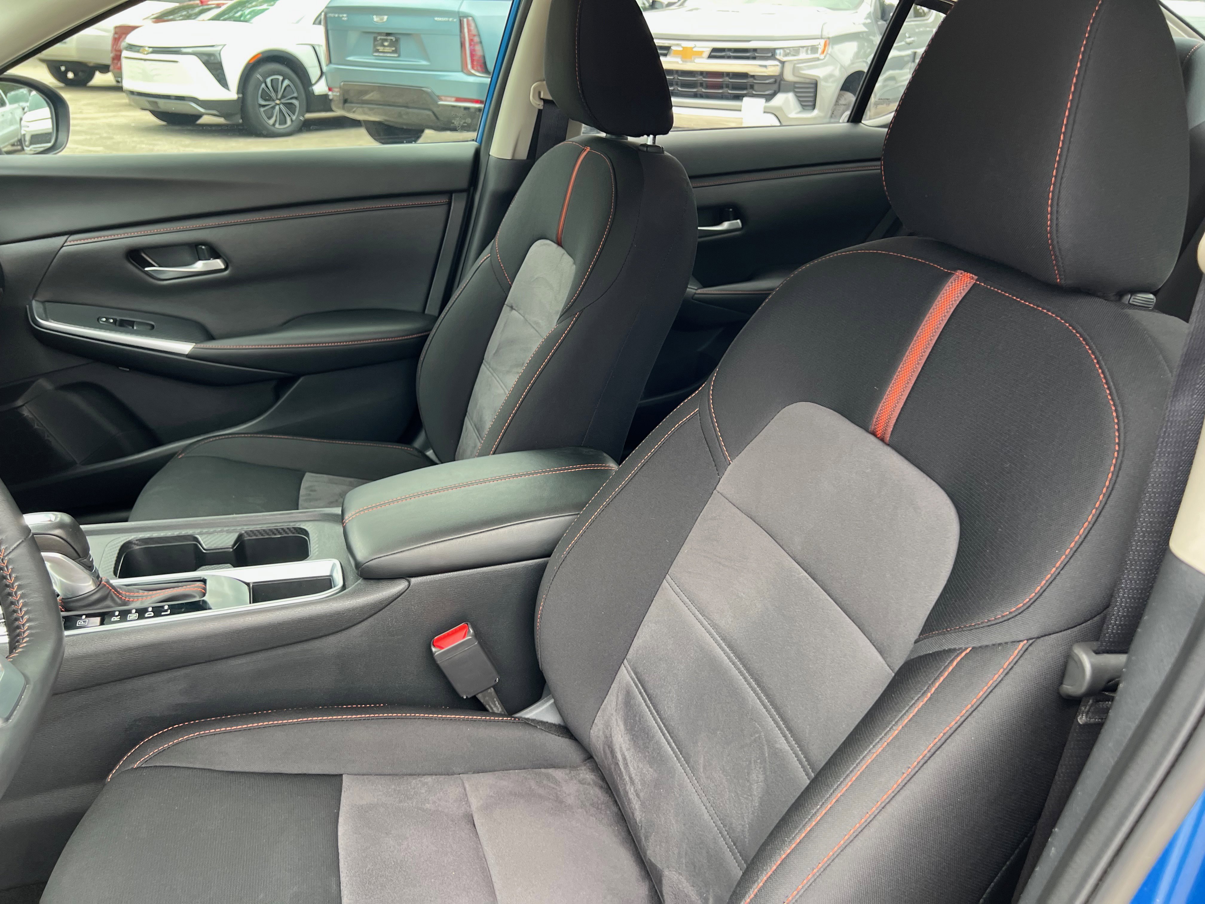 Used 2024 Nissan Sentra SR FWD image 12