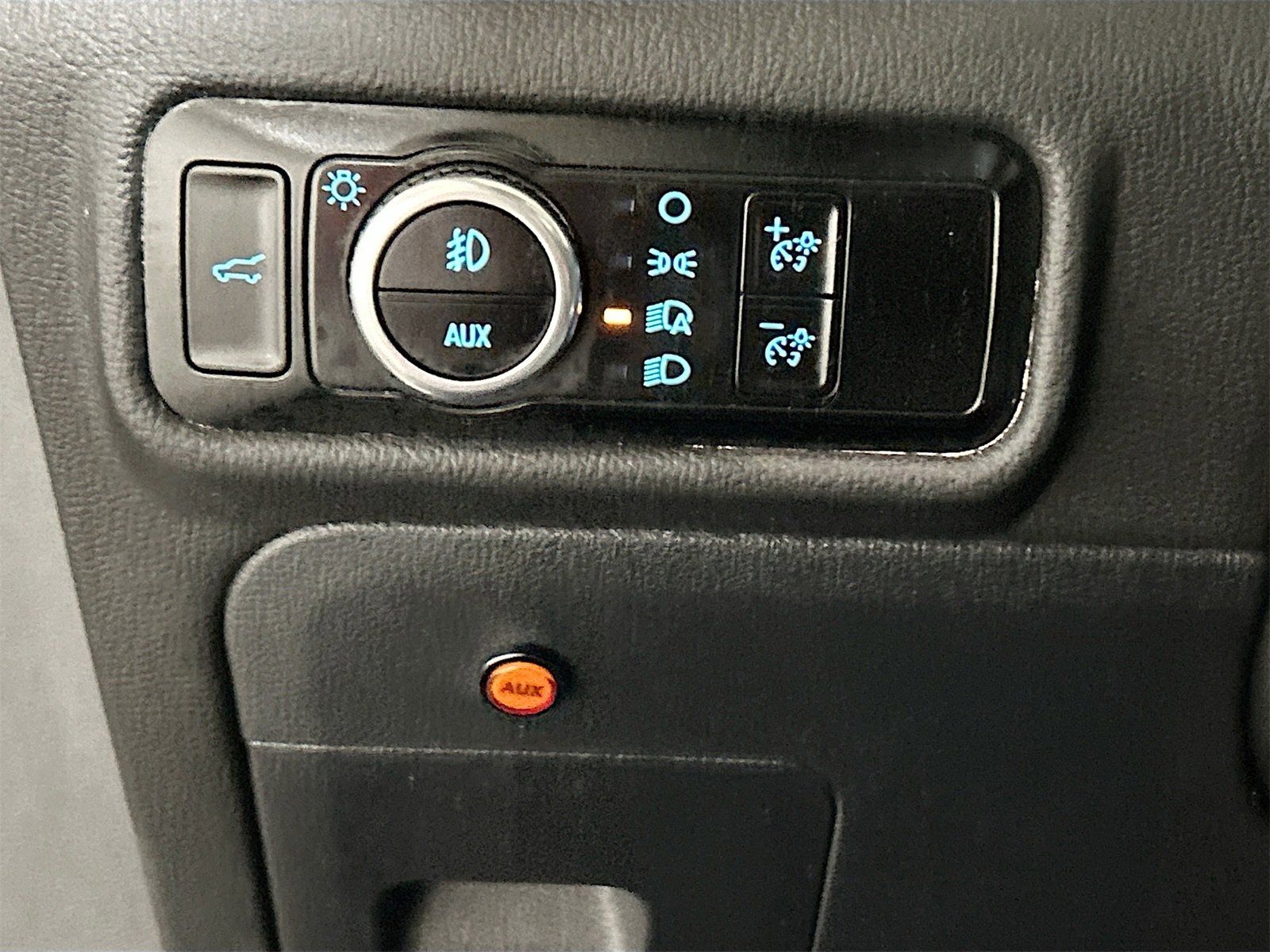 Used 2023 Ford Explorer Timberline image 10