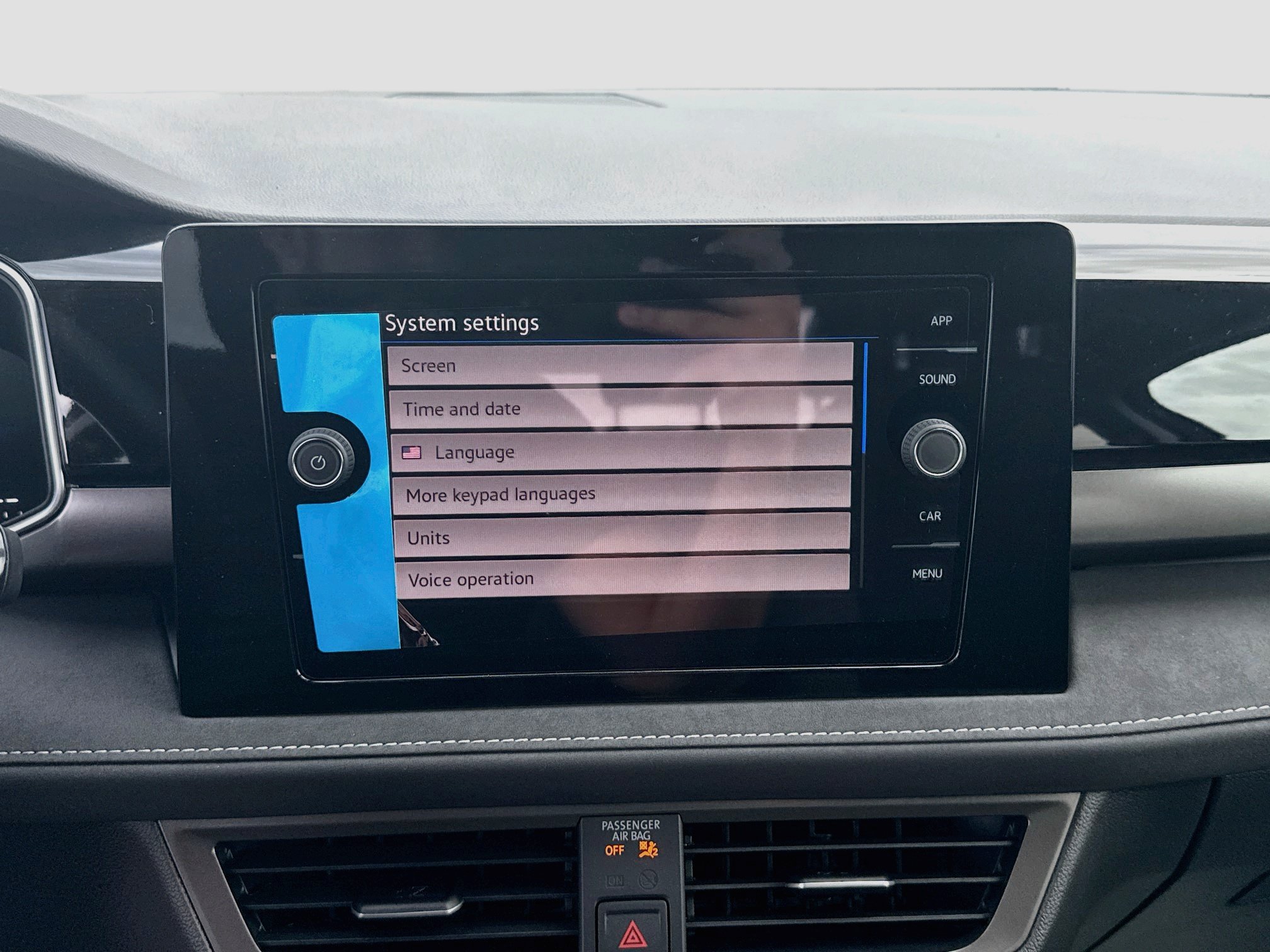 Certified 2021 Volkswagen Atlas Cross Sport SE FWD image 12