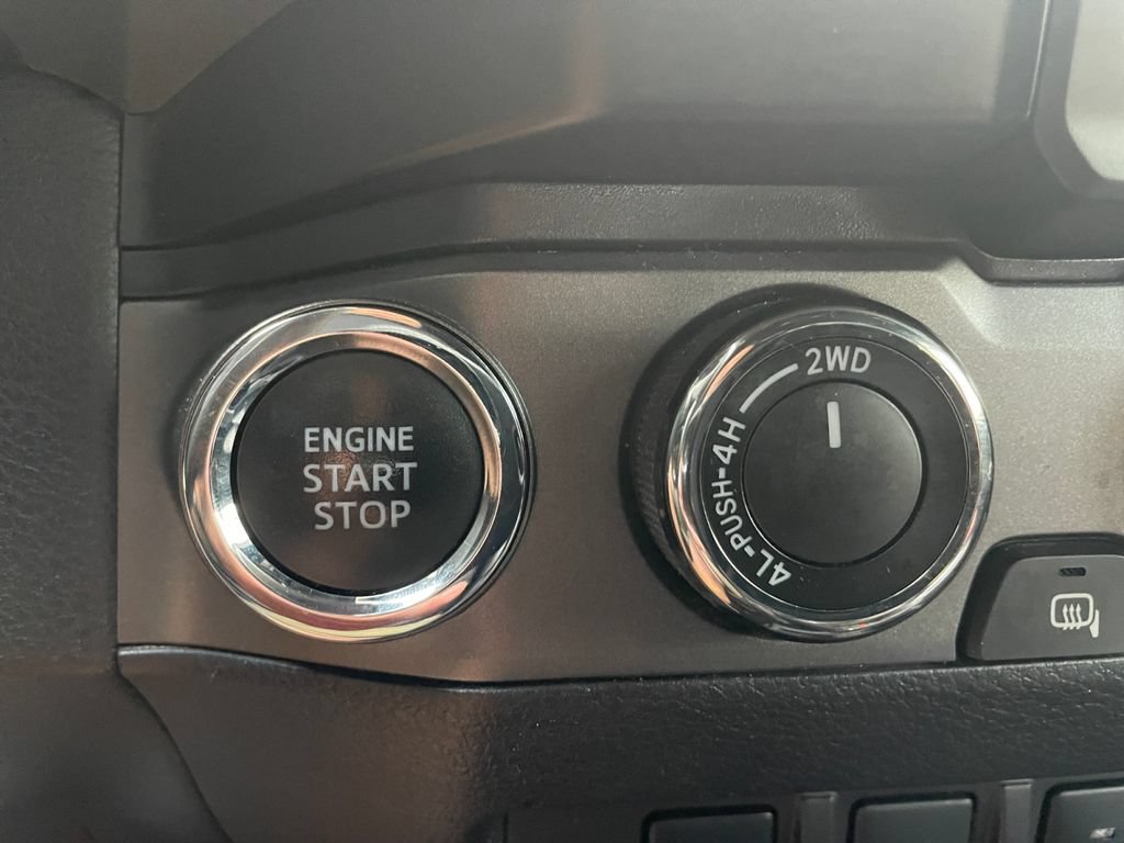 Used 2021 Toyota Tacoma TRD Sport w/ Technology Package AWD/4WD image 38