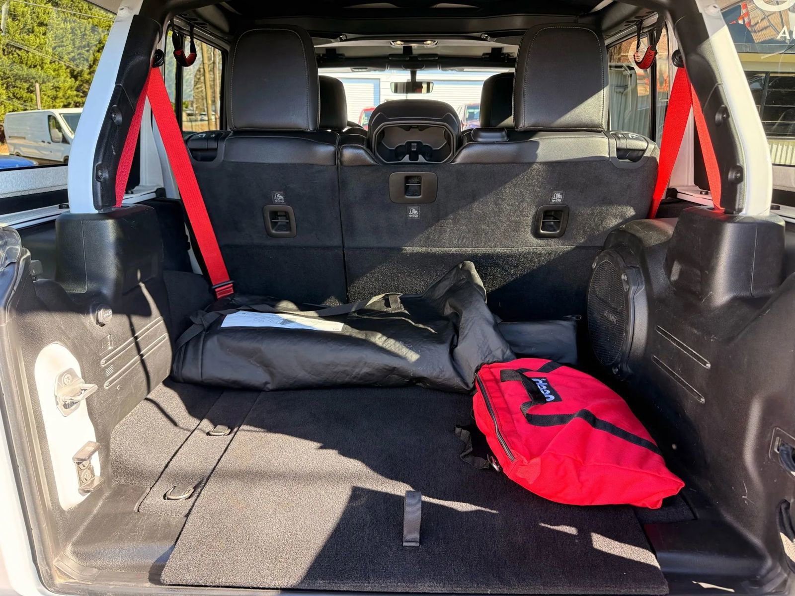 Used 2020 Jeep Wrangler Unlimited Rubicon w/ Quick Order Package 28Y Recon image 28