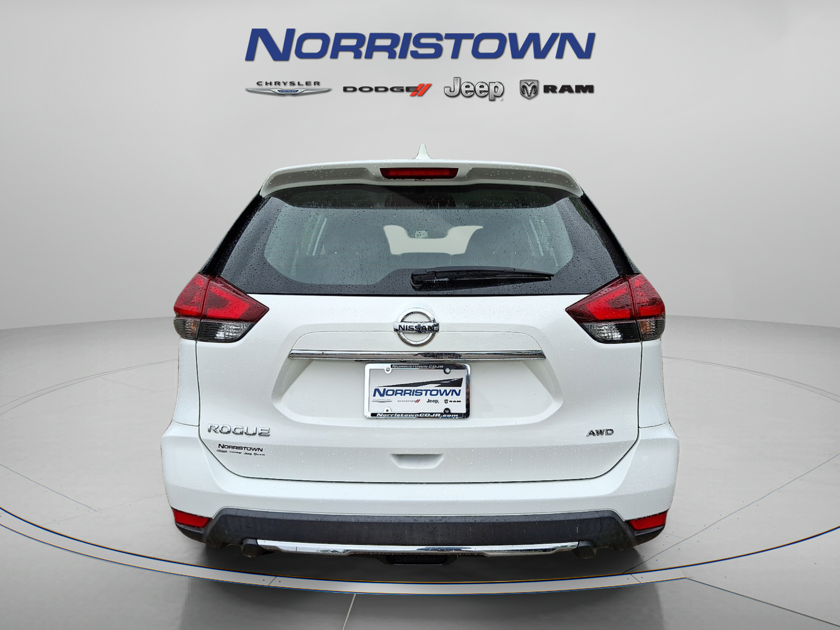 Used 2018 Nissan Rogue S AWD/4WD image 5