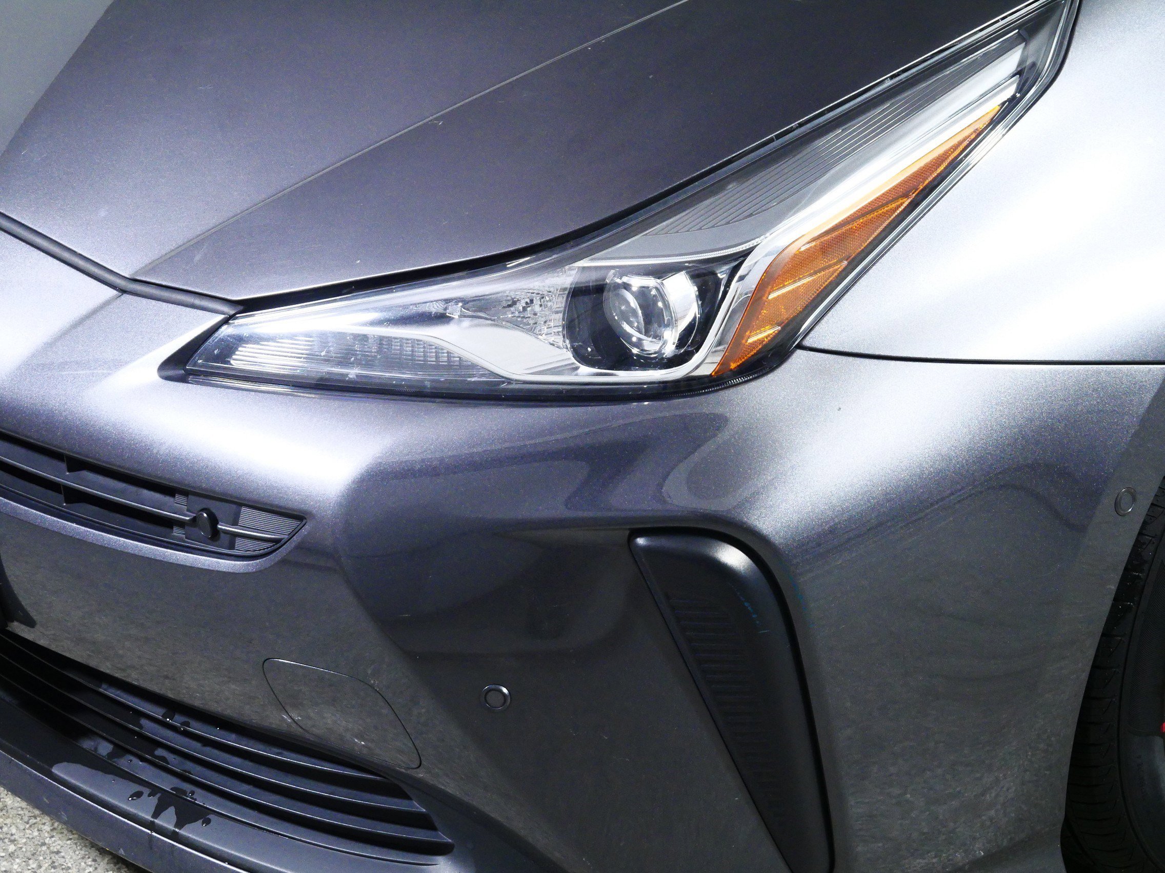 Used 2022 Toyota Prius LE image 16