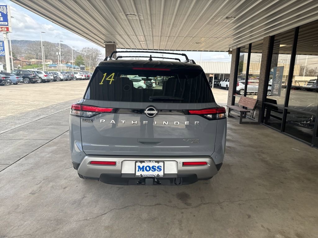 Used 2025 Nissan Pathfinder Platinum AWD/4WD image 5