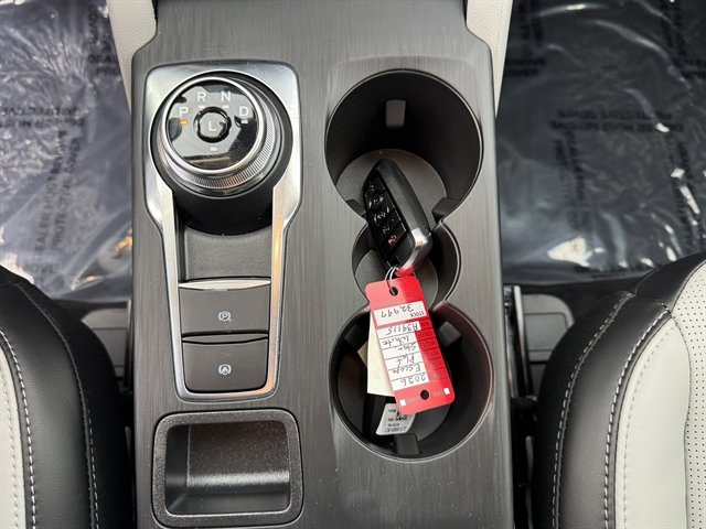 New 2026 Ford Escape Platinum w/ Equipment Group 601A image 16