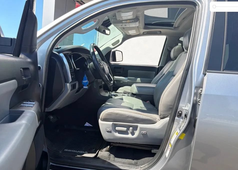 Used 2019 Toyota Sequoia SR5 w/ Premium Package AWD/4WD image 3