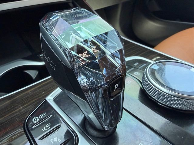 Used 2020 BMW X7 xDrive40i w/ Premium Package AWD/4WD image 40