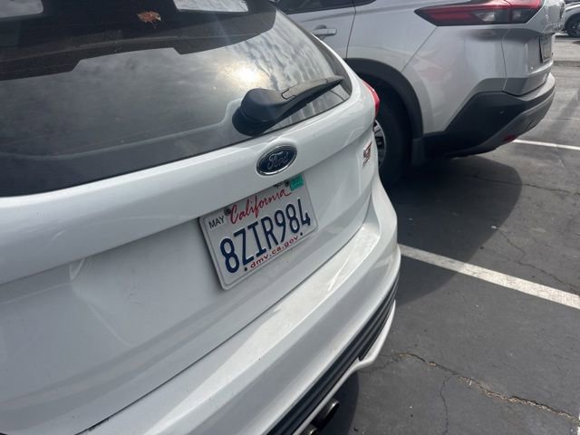 Used 2018 Ford Focus ST w/ Equipment Group 401A FWD image 4