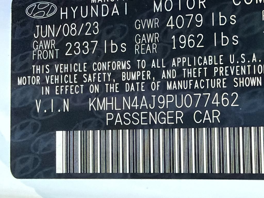 Used 2023 Hyundai Elantra Limited FWD image 33