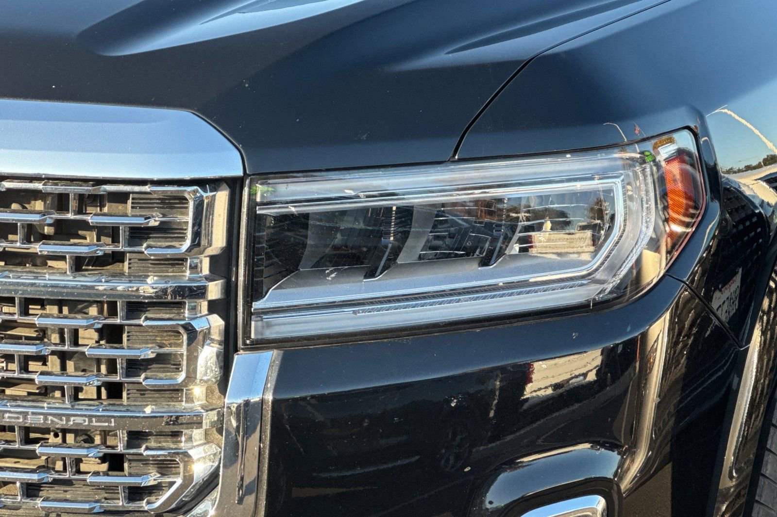 Used 2023 GMC Acadia Denali w/ Black Diamond Edition image 50