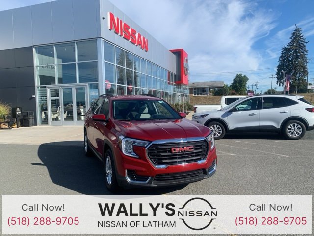 Used 2024 GMC Terrain SLE w/ Driver Convenience Package