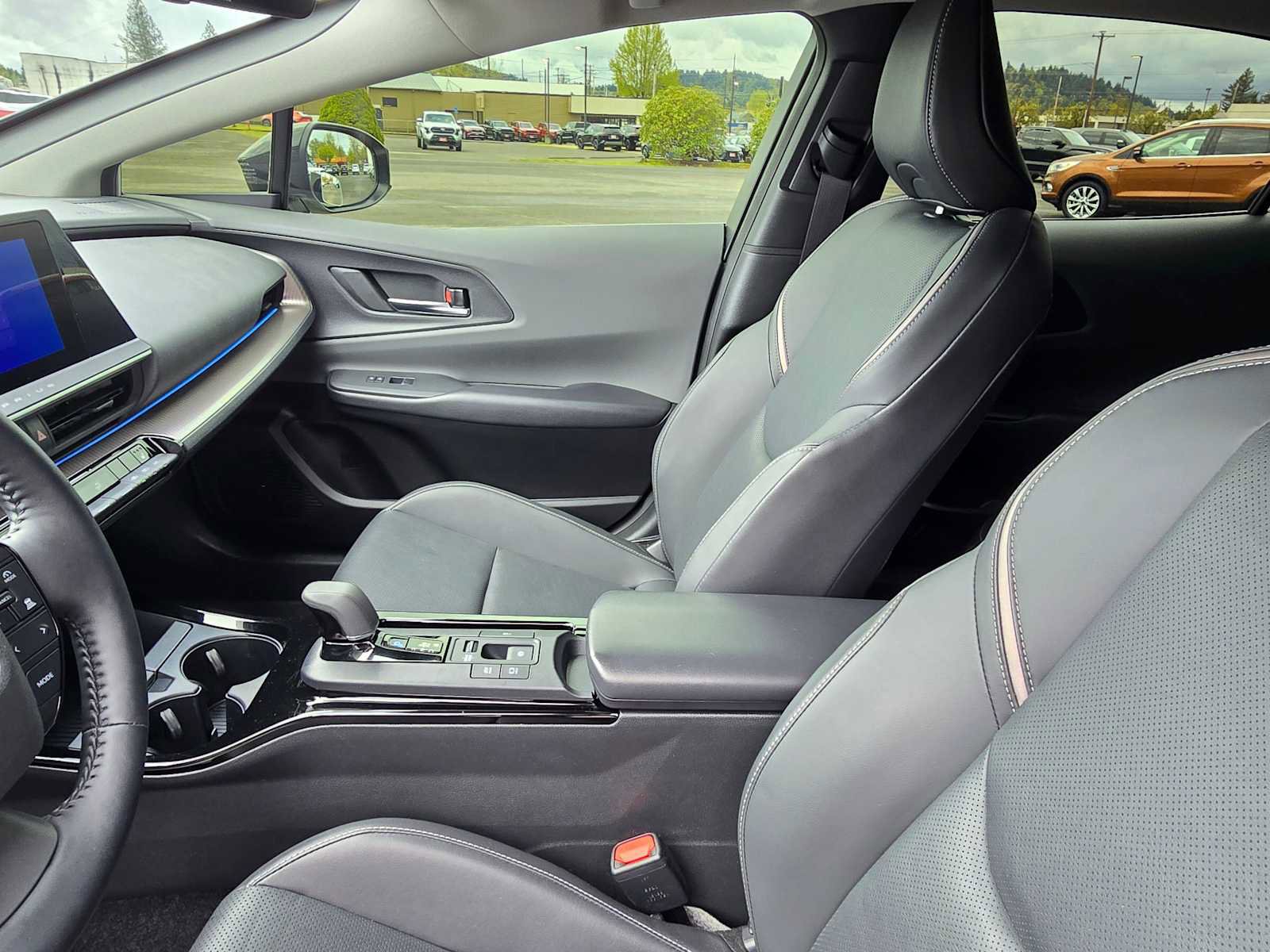 Used 2026 Toyota Prius XLE image 22