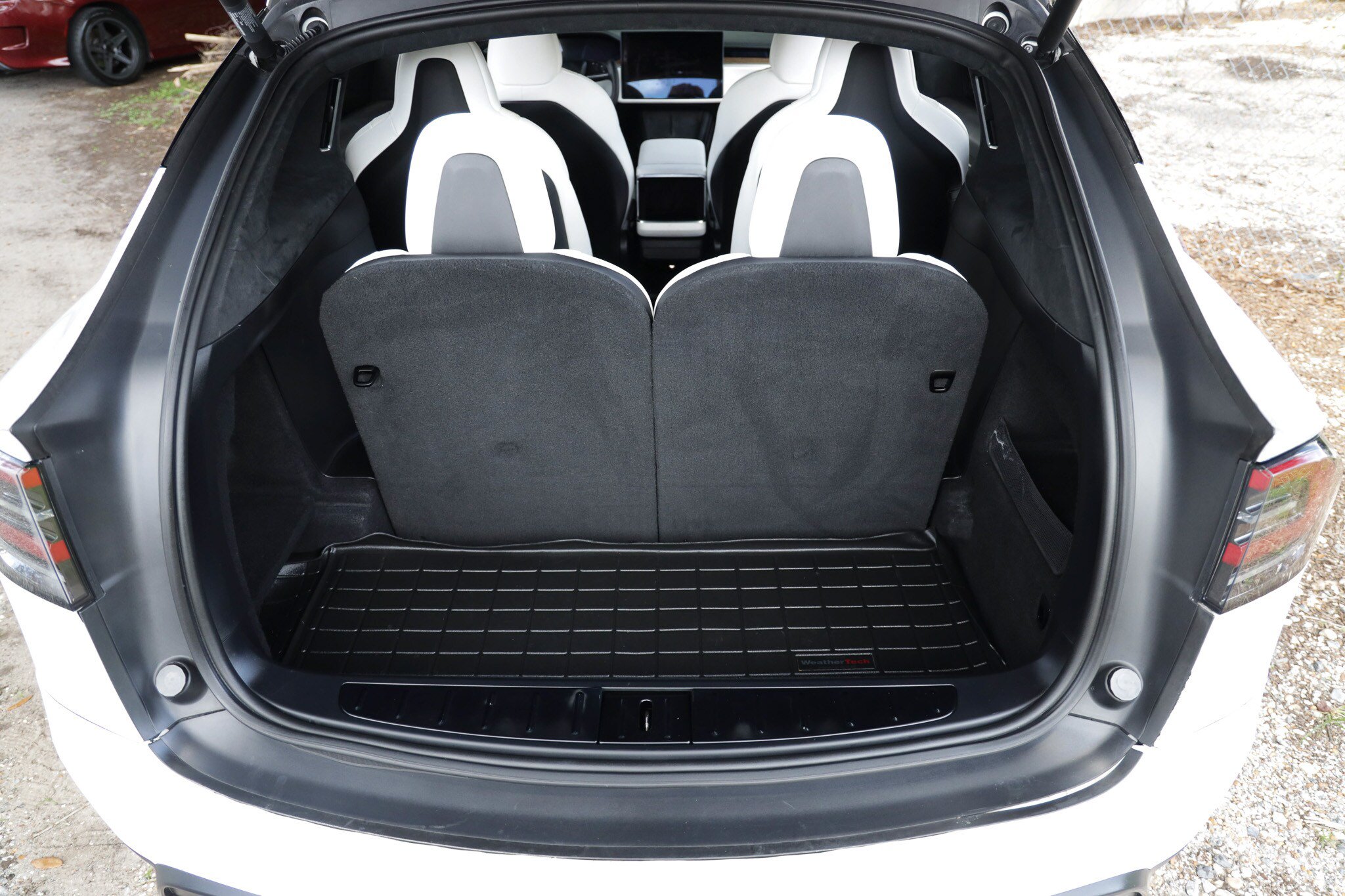 Used 2022 Tesla Model X AWD/4WD image 32