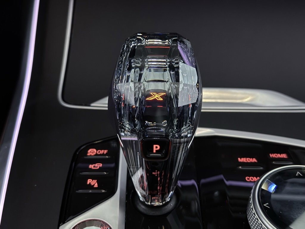 Used 2021 BMW X7 xDrive40i w/ Premium Package 2 image 44