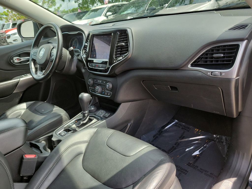 Used 2021 Jeep Cherokee Limited AWD/4WD image 12