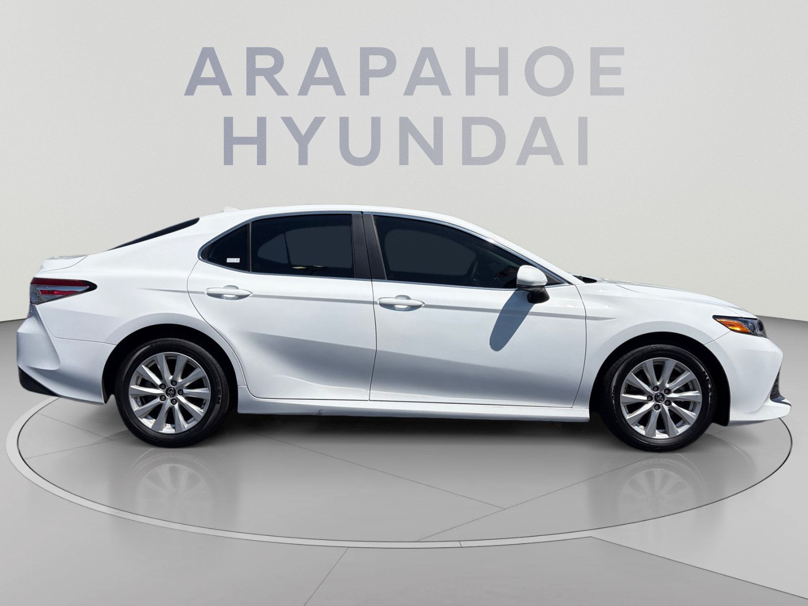Used 2019 Toyota Camry LE FWD image 6