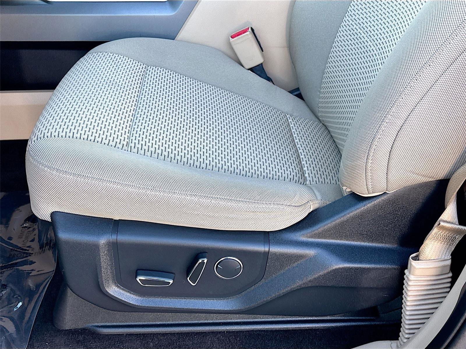 Used 2016 Ford F150 XLT w/ Equipment Group 302A Luxury image 19