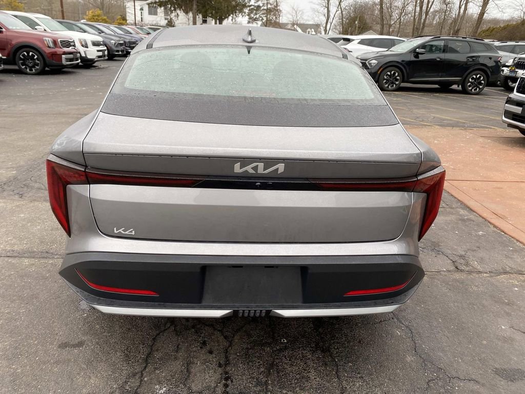 New 2026 Kia K4 LXS image 4
