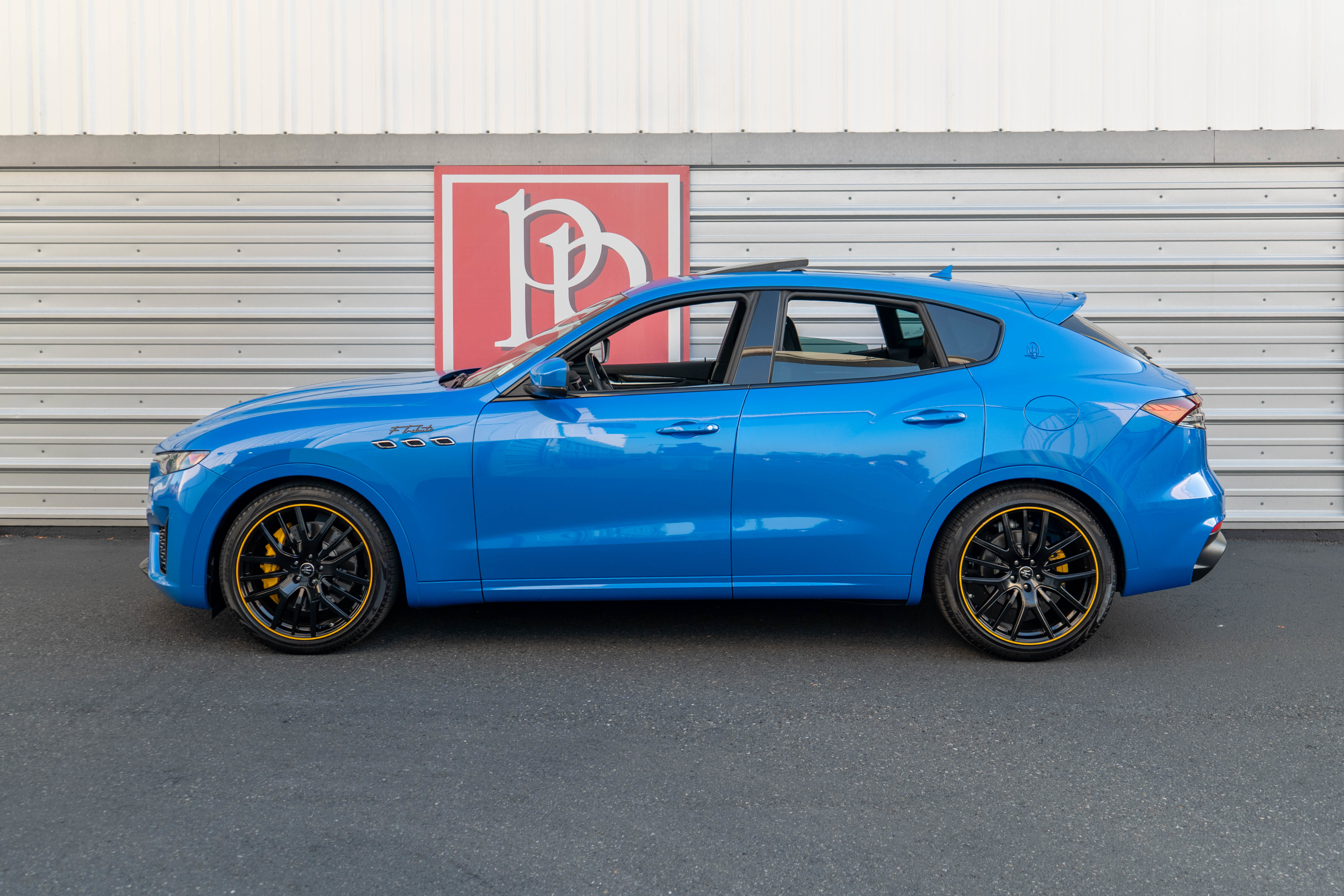 Used 2022 Maserati Levante F Tributo image 53