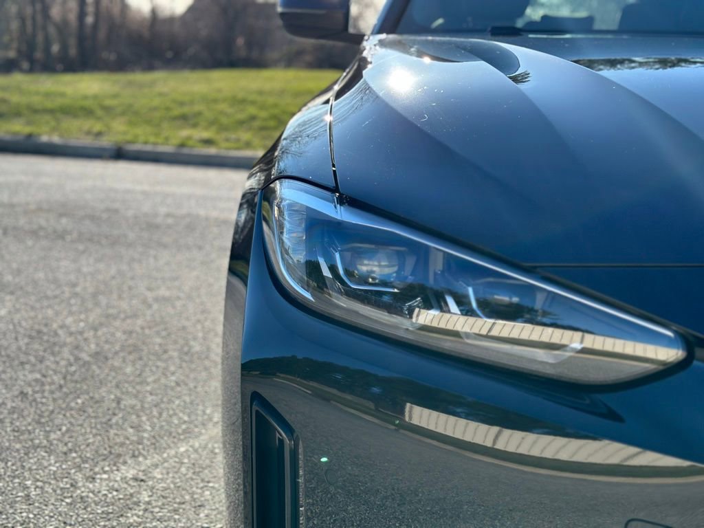 Certified 2024 BMW i4 xDrive40i w/ Premium Package image 10