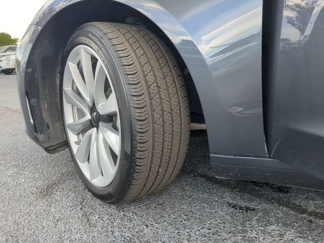 Used 2018 Tesla Model 3 Long Range RWD image 32