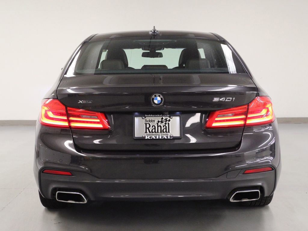 Used 2020 BMW 540i xDrive w/ M Sport Package image 6
