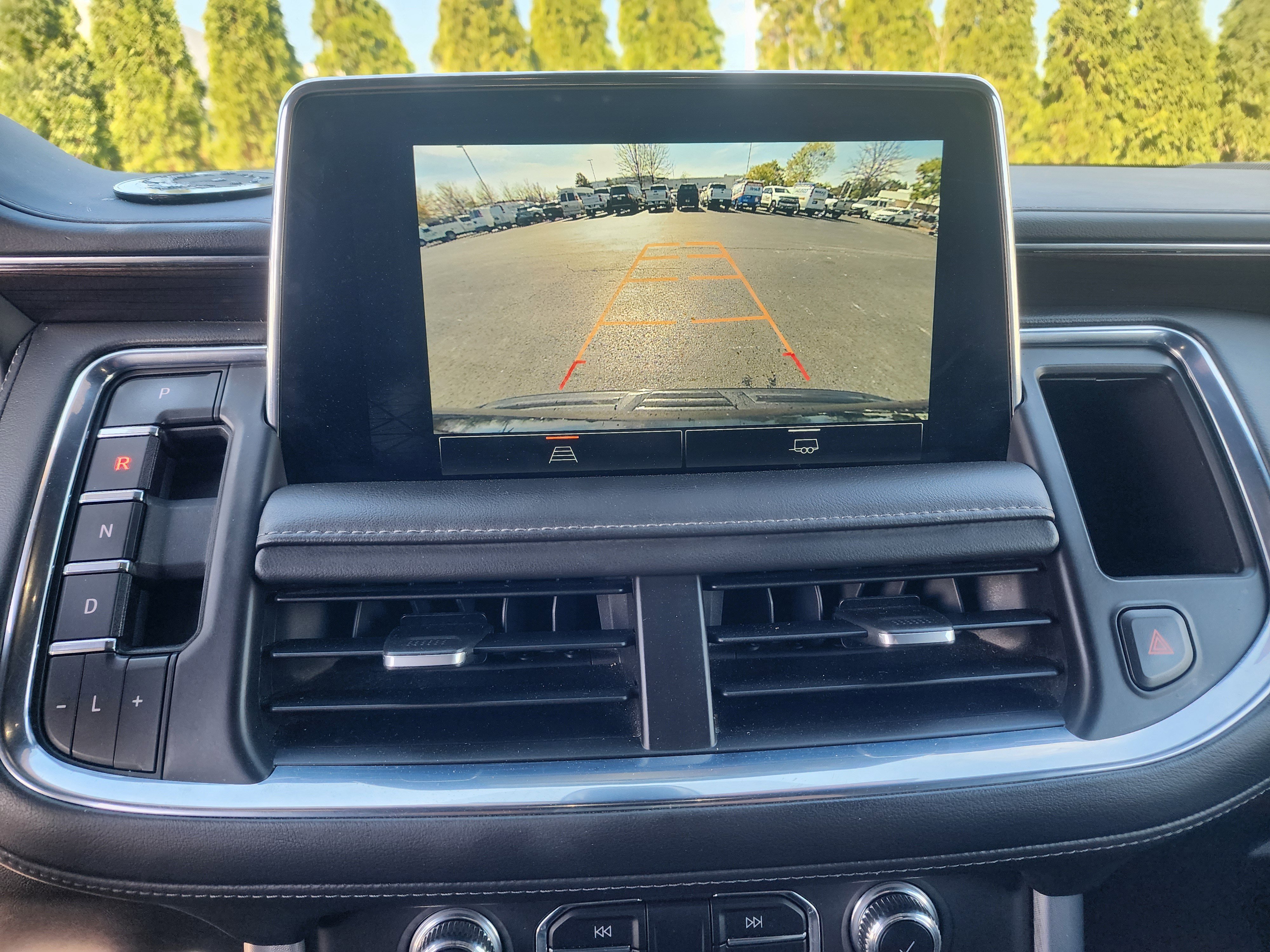 Used 2022 GMC Yukon XL SLE image 33