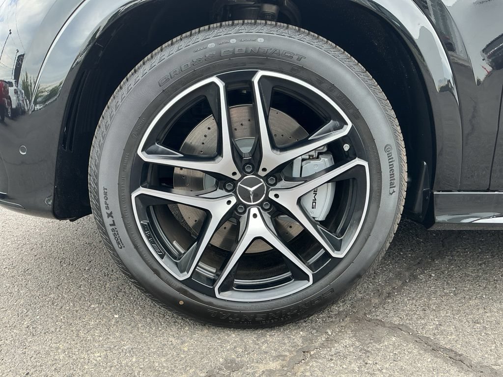 New 2026 Mercedes-Benz GLE 53 AMG 4MATIC image 2