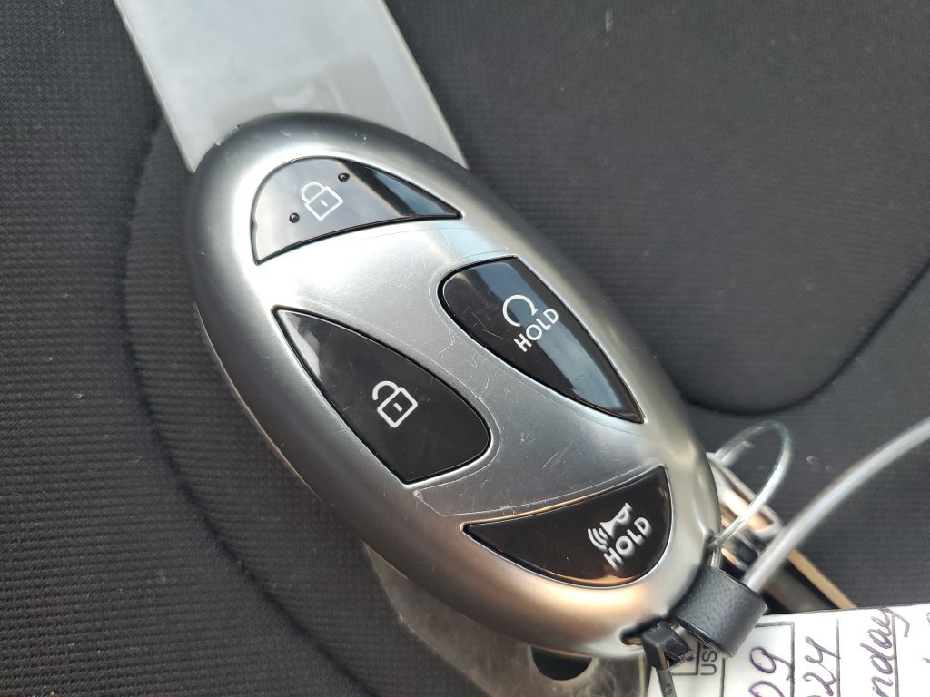Used 2024 Hyundai Elantra SEL w/ Convenience Package FWD image 29