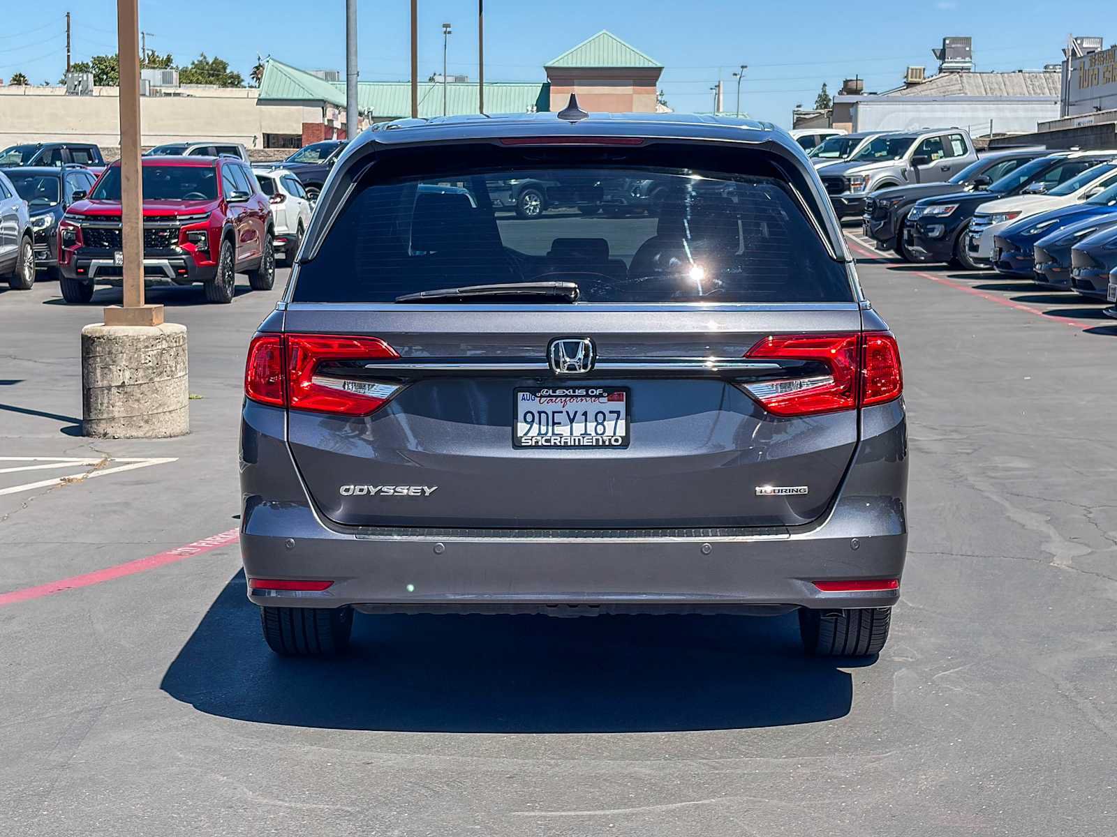 Used 2023 Honda Odyssey Touring image 3
