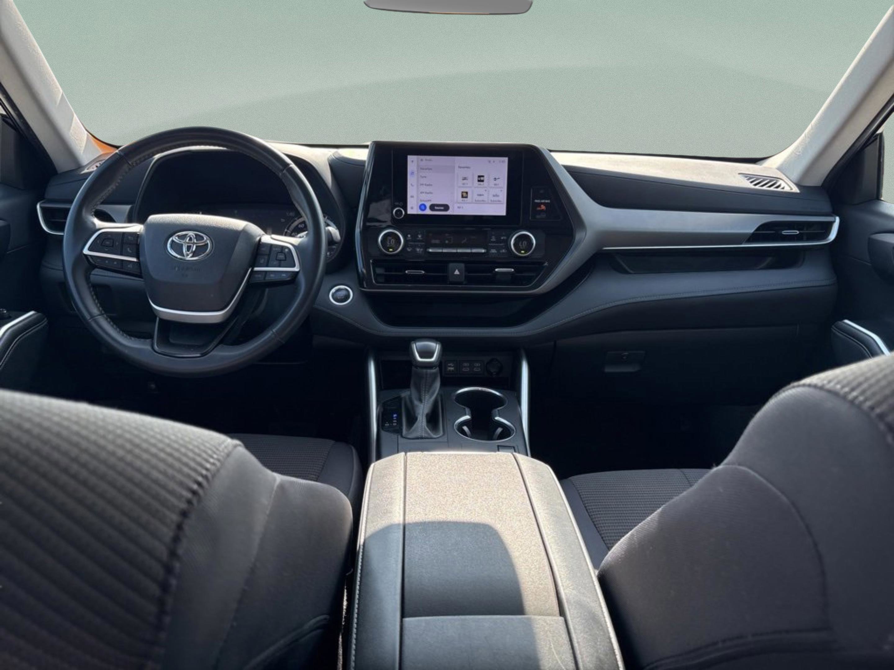 Certified 2024 Toyota Highlander LE image 20