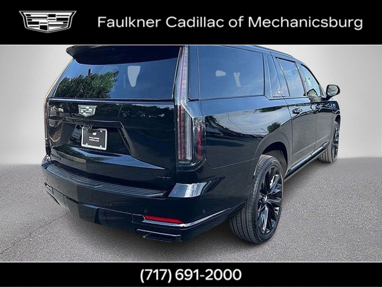 Certified 2026 Cadillac Escalade ESV Platinum Sport w/ LPO, ONYX Package AWD/4WD image 6