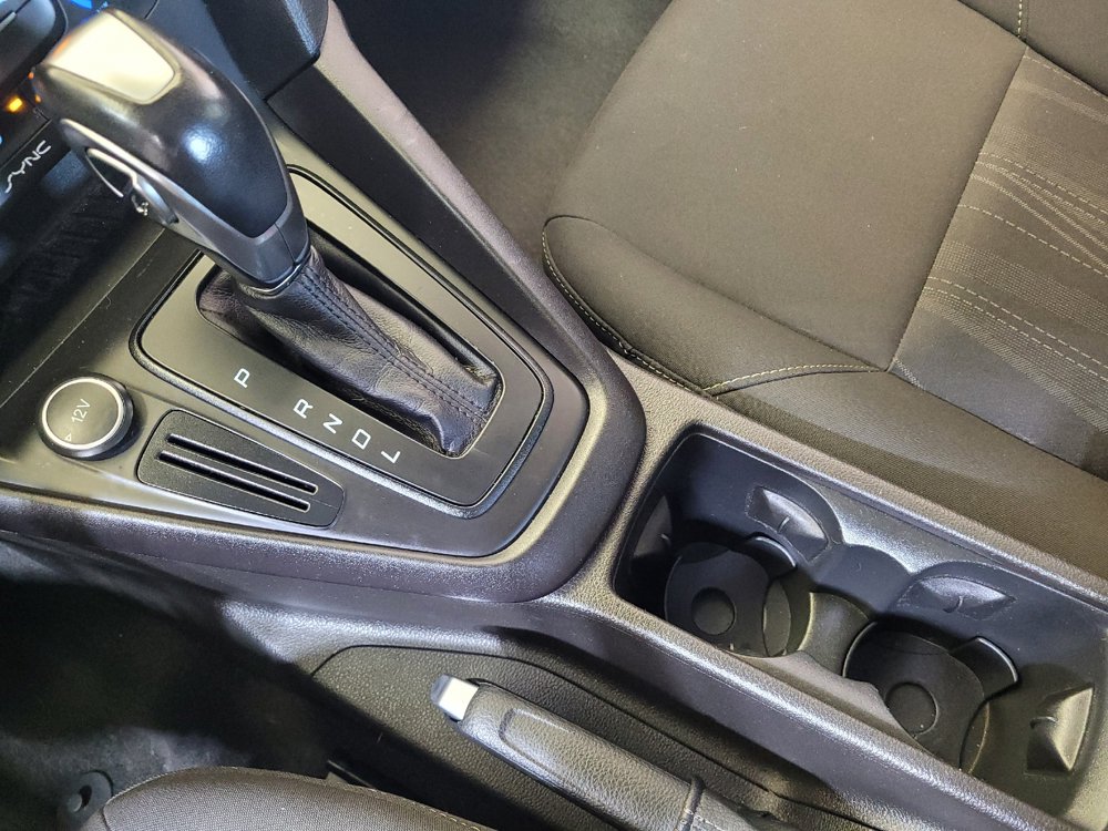 Used 2016 Ford Focus SE FWD image 26