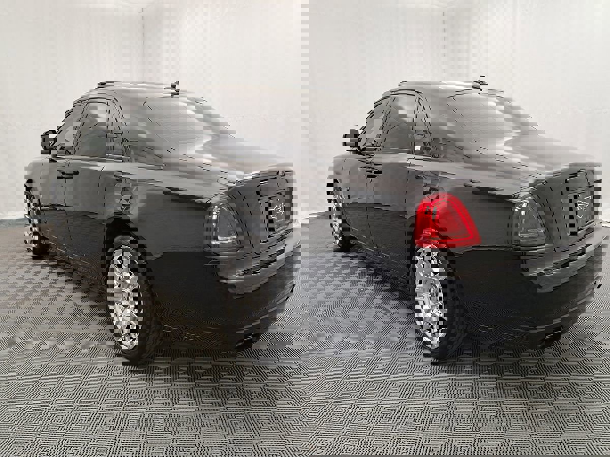 Used 2011 Rolls-Royce Ghost image 4