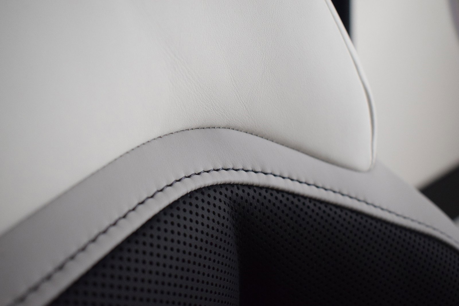 New 2024 Rolls-Royce Spectre w/ Spectre Launch Package image 43