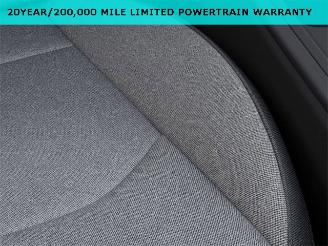 New 2025 Kia K4 LXS image 24