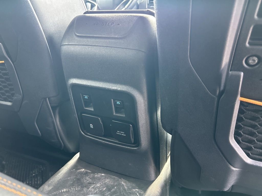 Used 2024 Ford Bronco Badlands AWD/4WD image 46