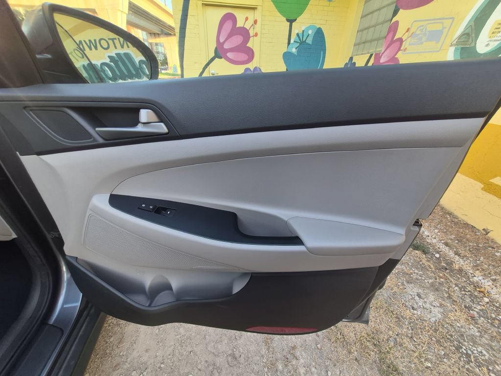 Used 2018 Hyundai Tucson SE FWD image 22