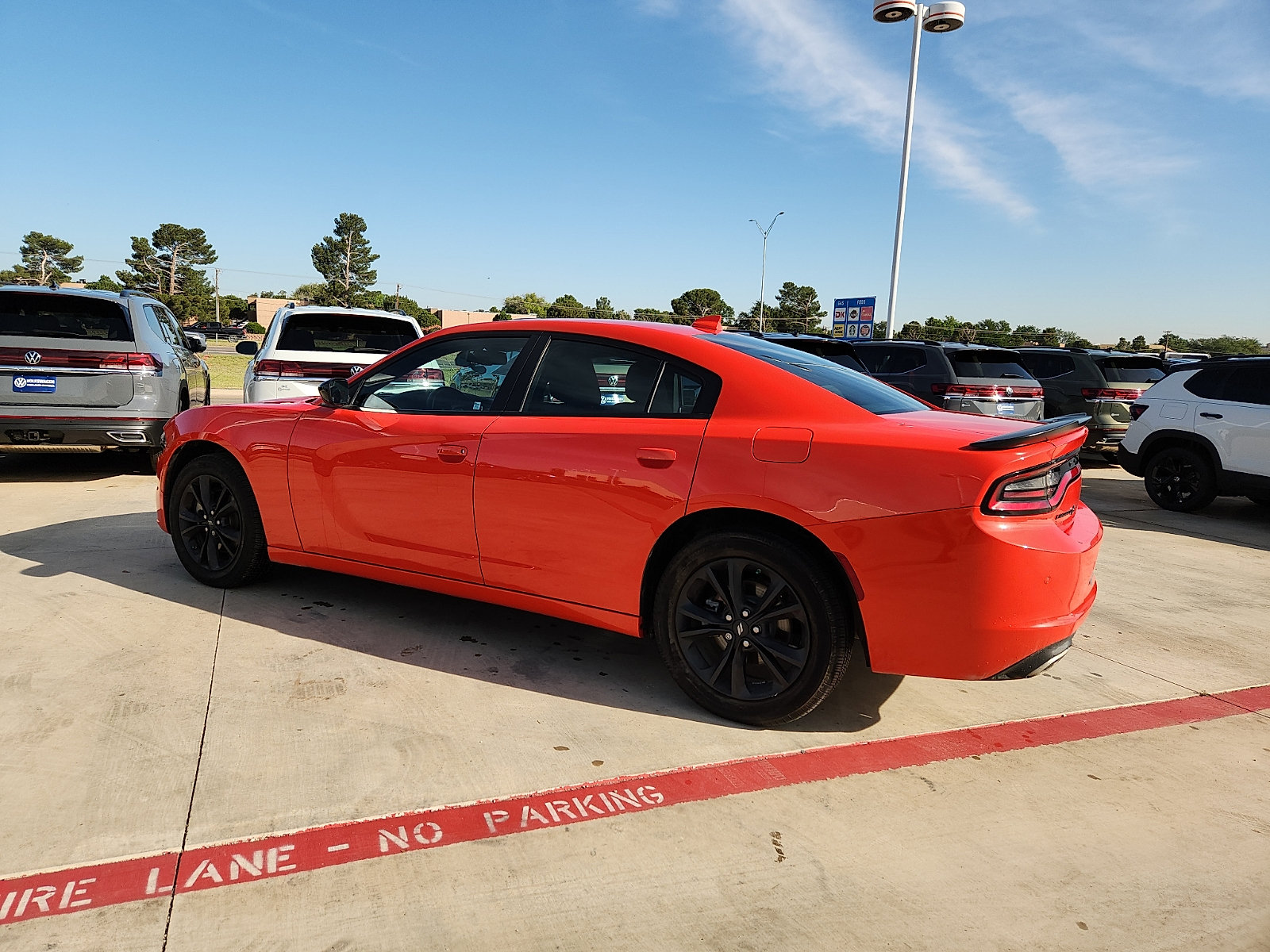 Used 2023 Dodge Charger SXT w/ Blacktop Package AWD/4WD image 4