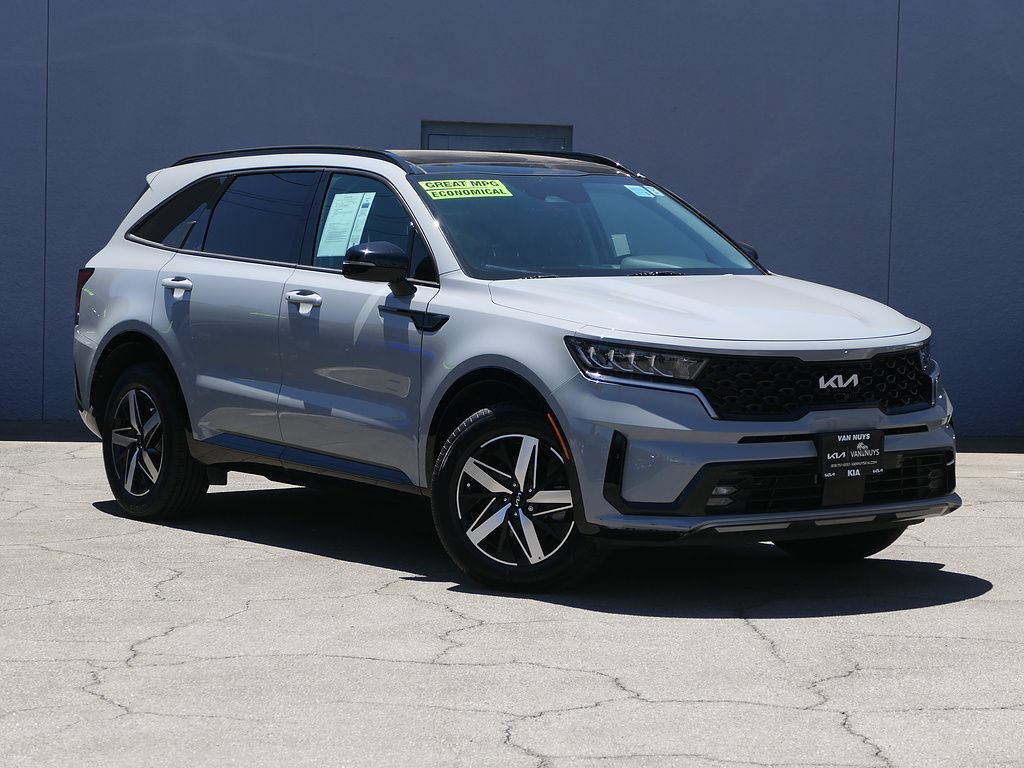Used 2023 Kia Sorento EX w/ Panoramic Sunroof Package FWD image 1