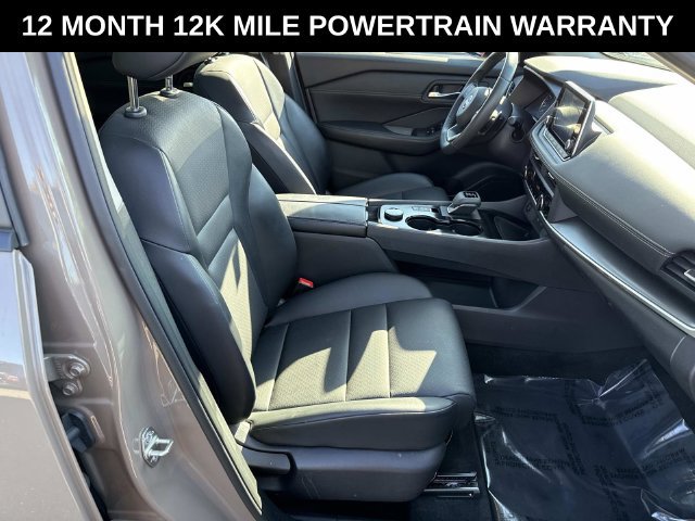 Used 2024 Nissan Rogue SV w/ SV Premium Package AWD/4WD image 9