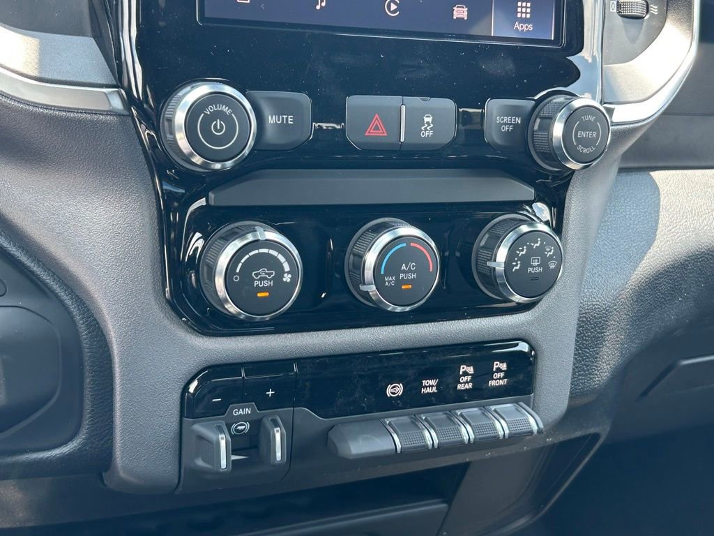 New 2025 RAM 2500 Big Horn image 36