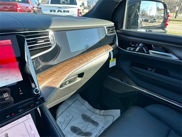New 2024 Jeep Grand Wagoneer Series I w/ Rear Seat Video Group 1 image 26