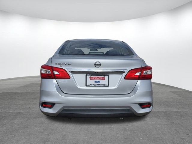 Used 2017 Nissan Sentra S image 5