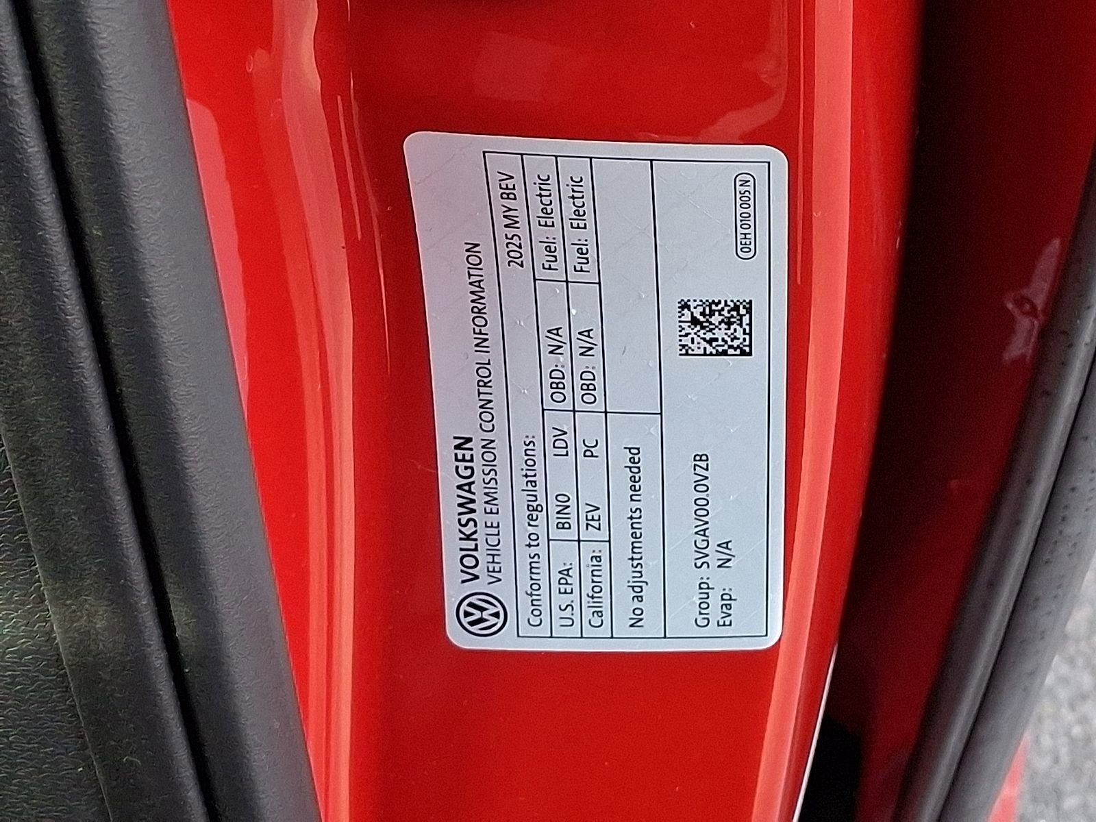 Used 2025 Volkswagen ID. Buzz Pro S Plus image 32