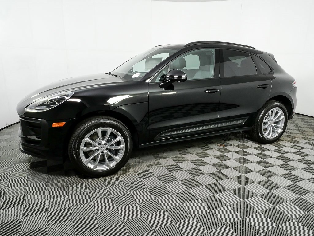 New 2026 Porsche Macan video 2