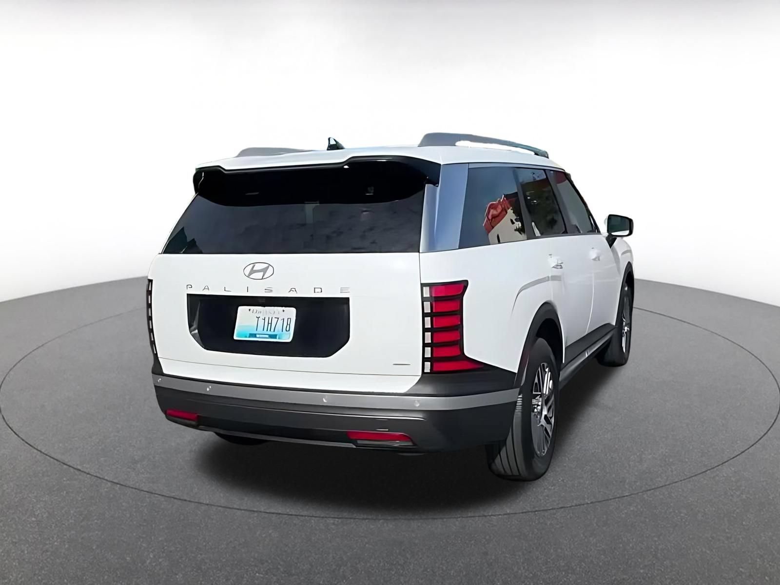 Used 2026 Hyundai Palisade SEL AWD/4WD image 14