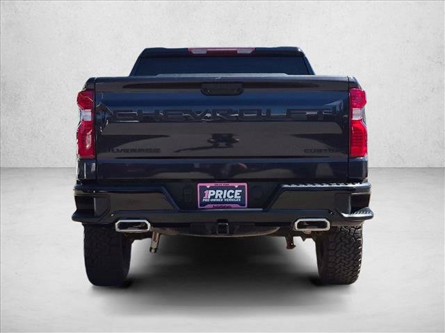 Used 2022 Chevrolet Silverado 1500 Custom Trail Boss w/ LPO, Dark Essentials Package AWD/4WD image 6